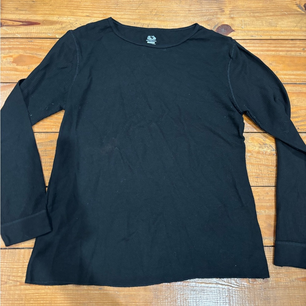 (673) +BLACK LONG SLEEVE FRUITLOOM